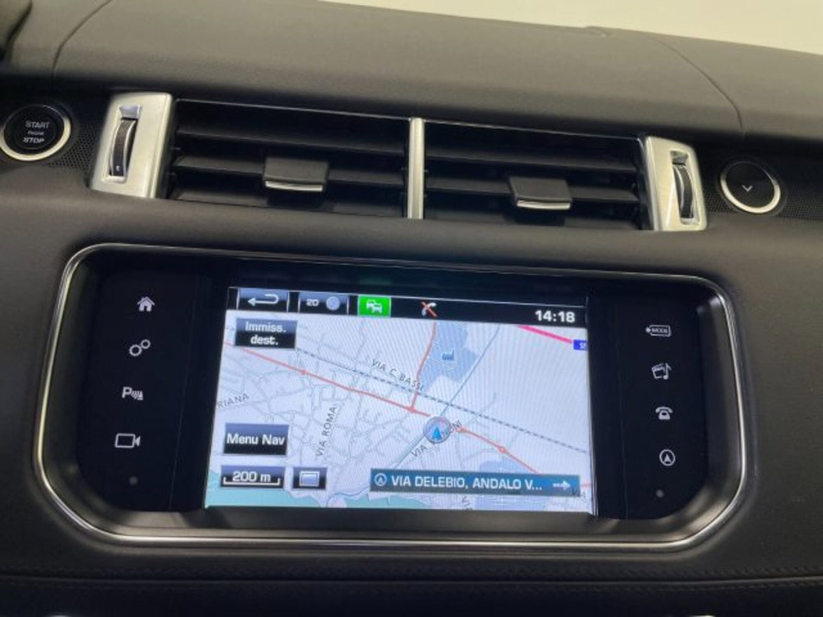 Land Rover Range Rover Sport 3.0 TDV6 HSE (13)