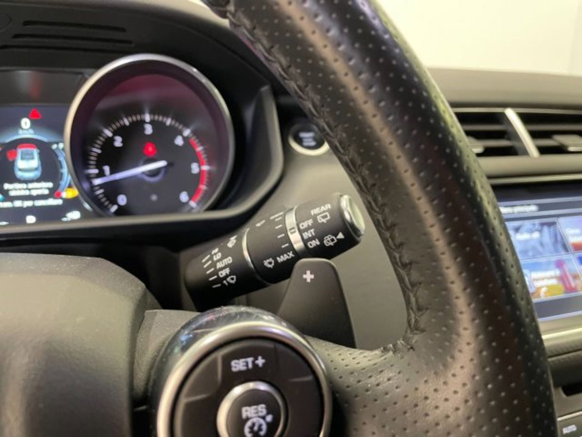 Land Rover Range Rover Sport 3.0 TDV6 HSE (20)