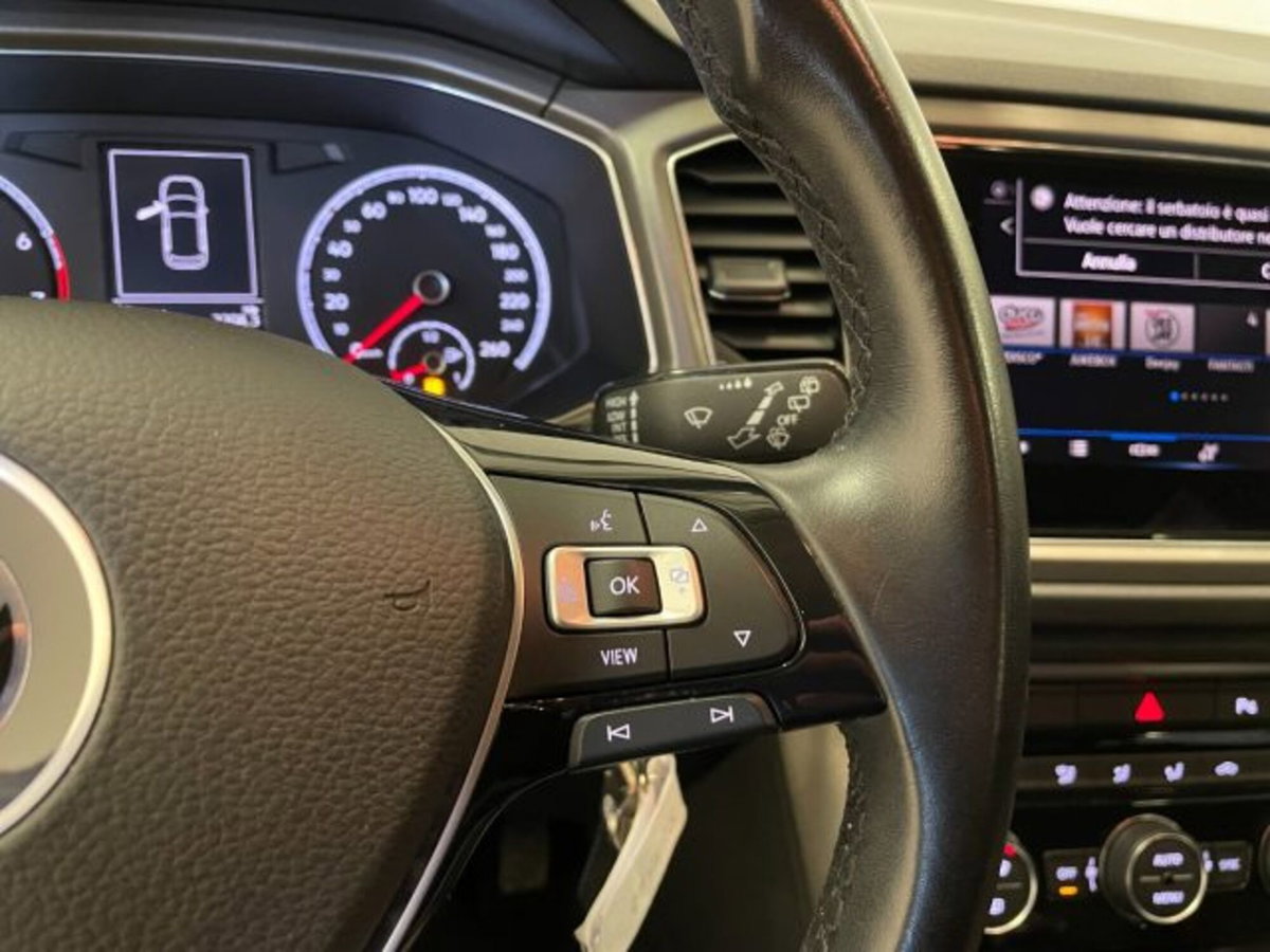 Volkswagen T-Roc 1.0 tsi Sport (18)