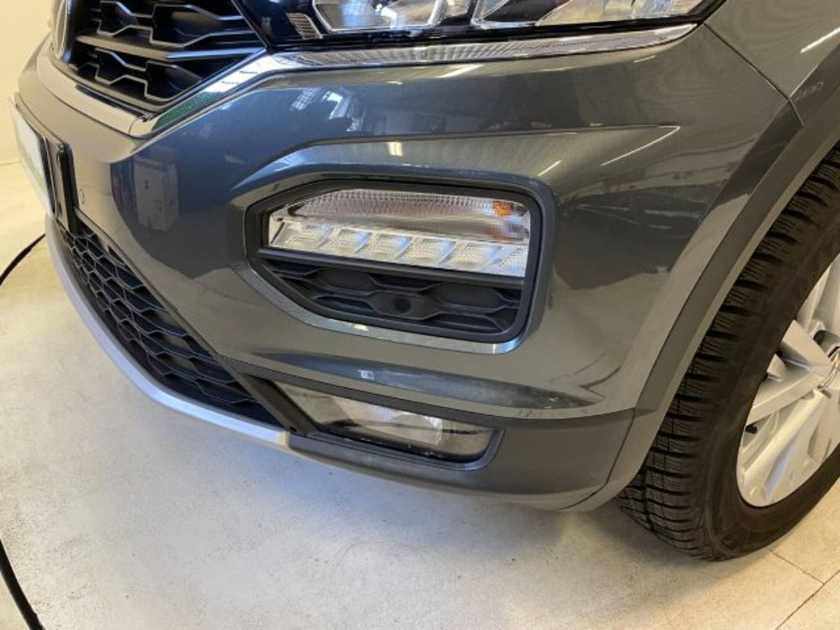 Volkswagen T-Roc 1.0 tsi Sport (20)