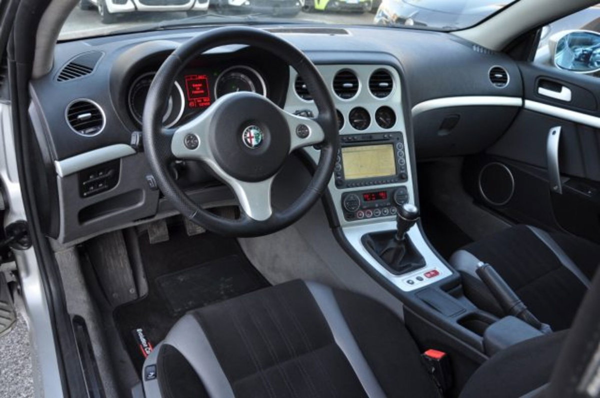 Alfa Romeo Brera 2.2 JTS Sky Window (5)