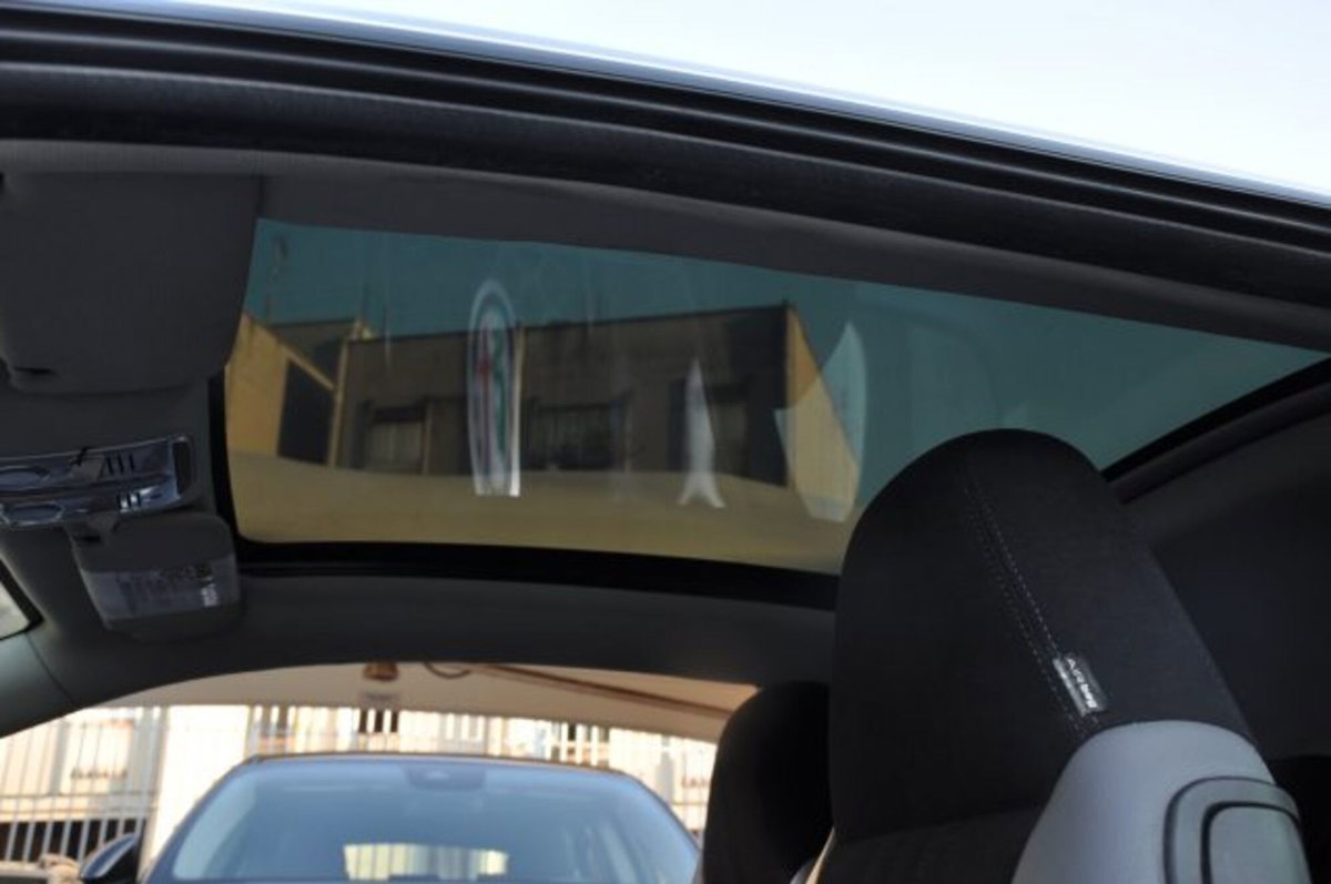 Alfa Romeo Brera 2.2 JTS Sky Window (7)