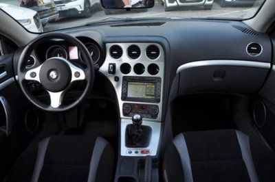 Alfa Romeo Brera 2.2 JTS Sky Window (9)