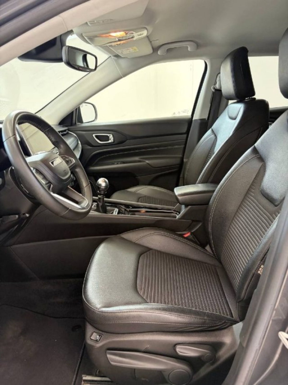 Jeep Compass 1.6 Multijet II 2WD Limited (10)