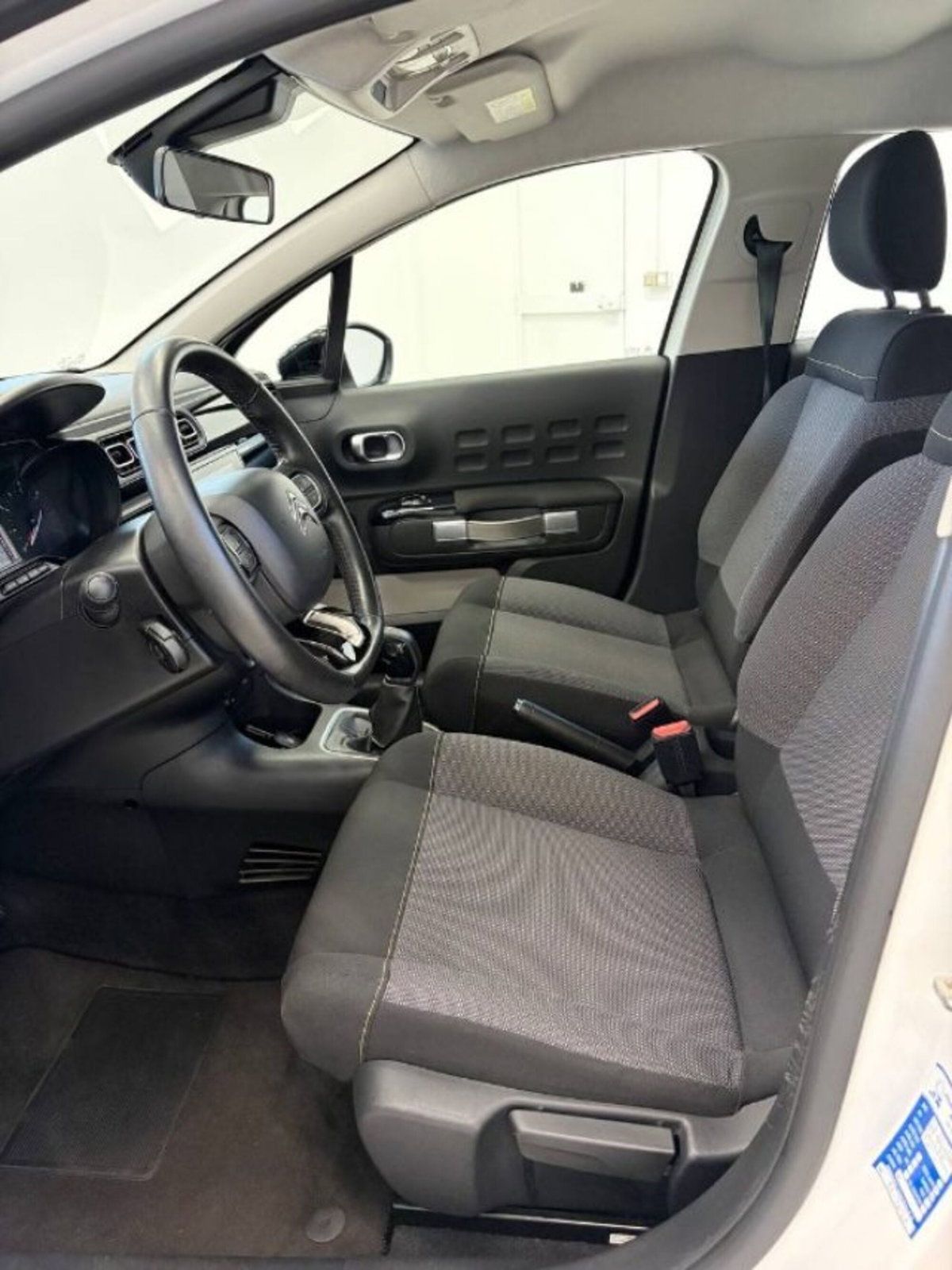 Citroen C3 PureTech 83 S&S Shine (10)