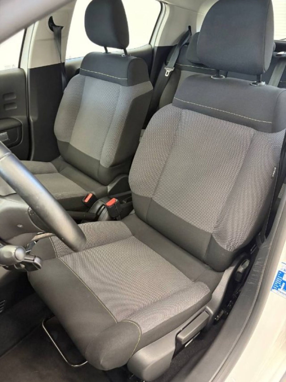 Citroen C3 PureTech 83 S&S Shine (11)