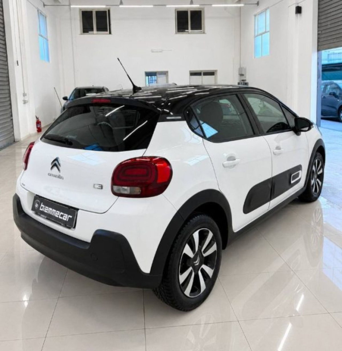 Citroen C3 PureTech 83 S&S Shine (3)