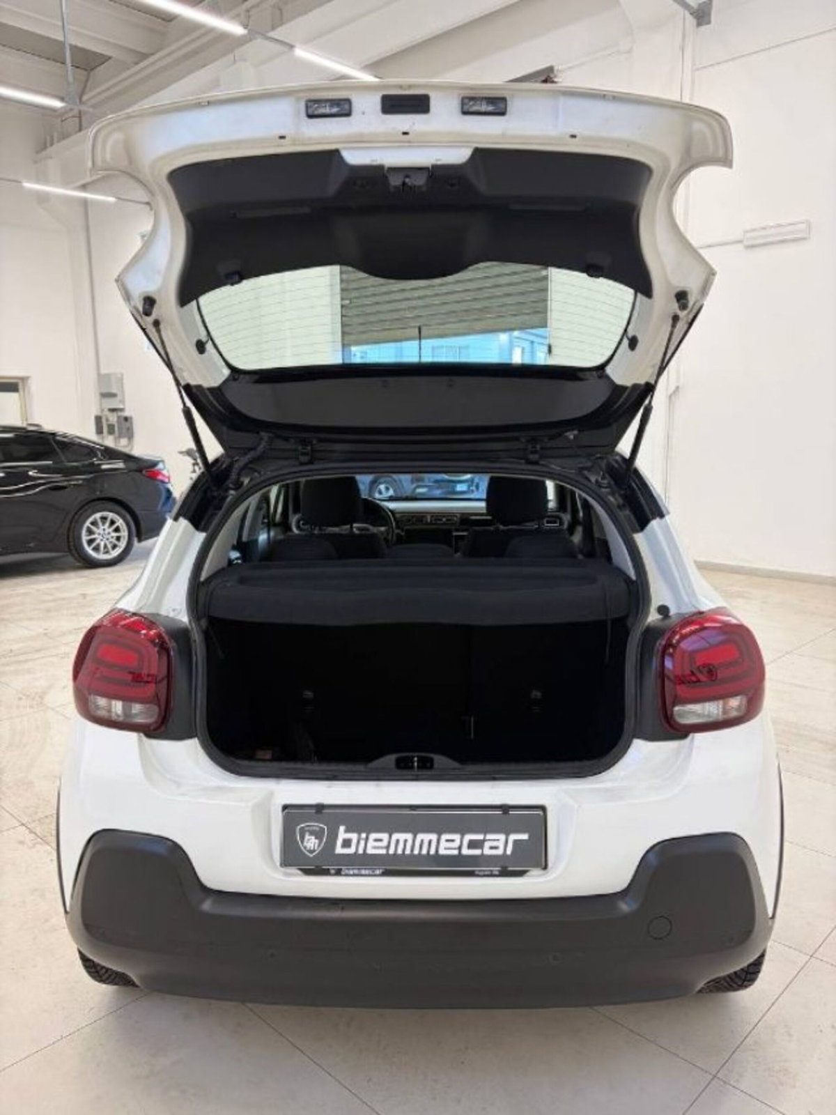 Citroen C3 PureTech 83 S&S Shine (6)