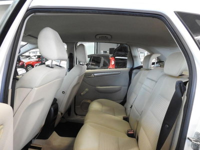 Mercedes-Benz Classe B 170 NGT BlueEFFICIENCY Chrome (13)