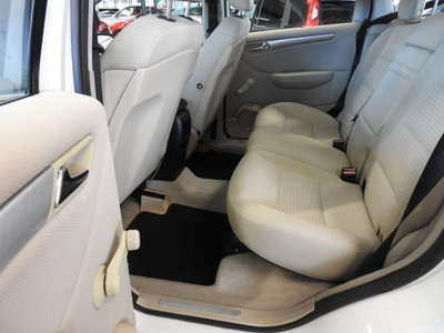 Mercedes-Benz Classe B 170 NGT BlueEFFICIENCY Chrome (14)