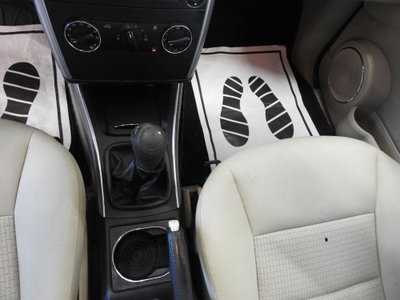 Mercedes-Benz Classe B 170 NGT BlueEFFICIENCY Chrome (16)