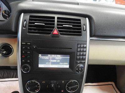 Mercedes-Benz Classe B 170 NGT BlueEFFICIENCY Chrome (17)