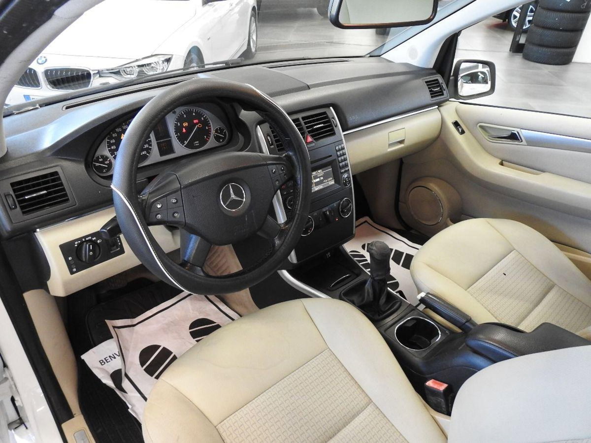 Mercedes-Benz Classe B 170 NGT BlueEFFICIENCY Chrome (19)