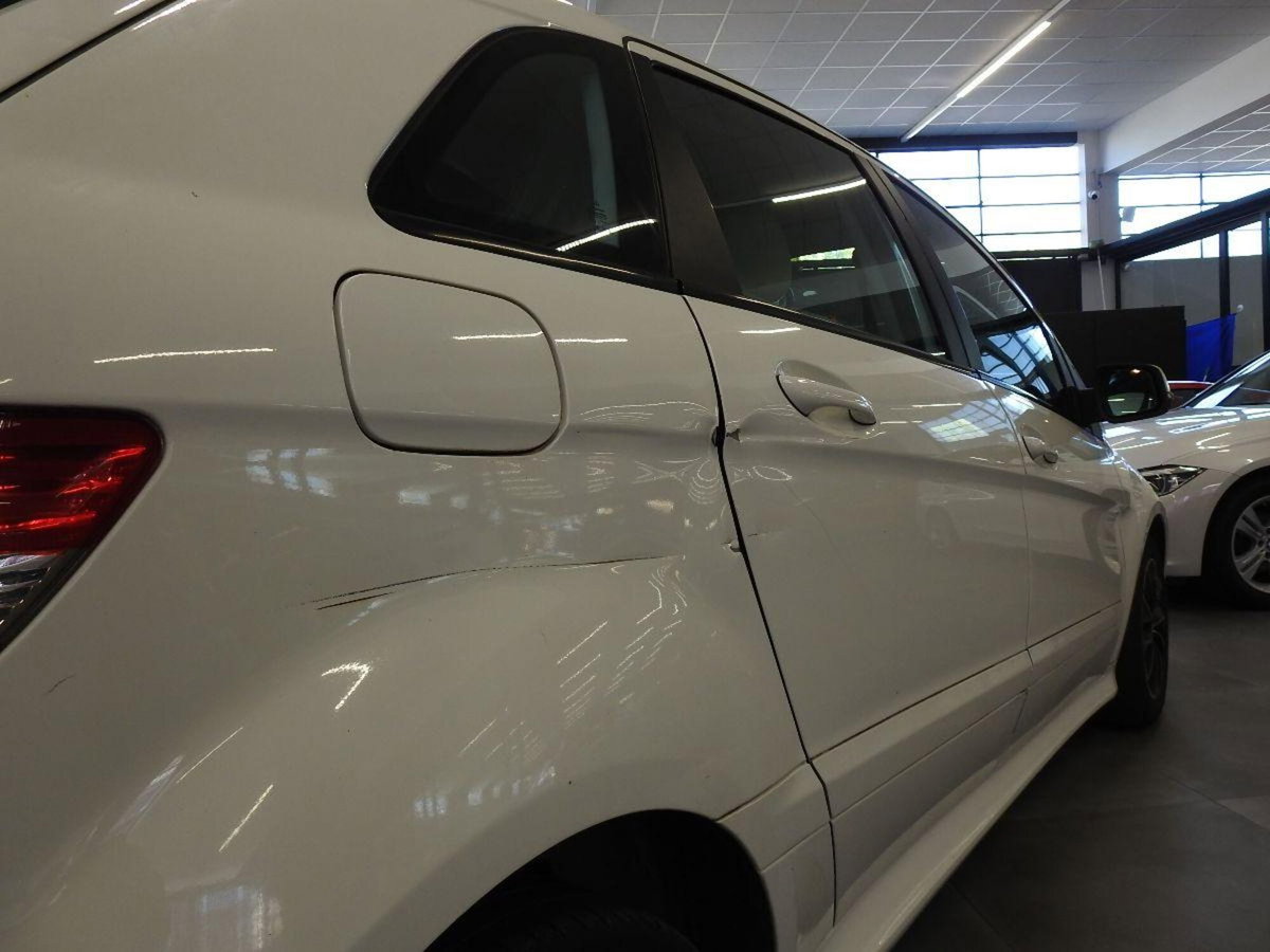 Mercedes-Benz Classe B 170 NGT BlueEFFICIENCY Chrome (6)