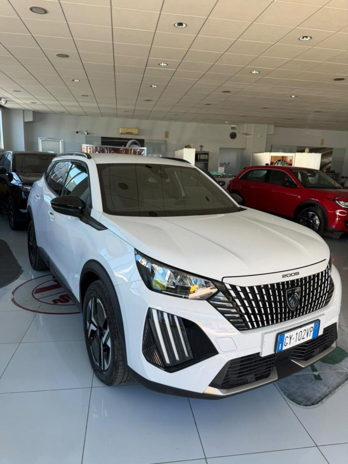 Peugeot 2008 PureTech 100 S&S Allure (2)