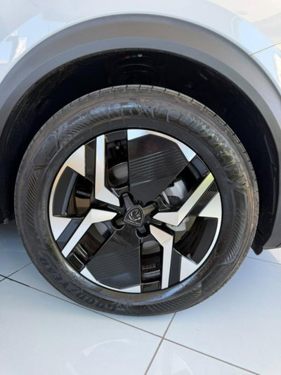 Peugeot 2008 PureTech 100 S&S Allure (7)