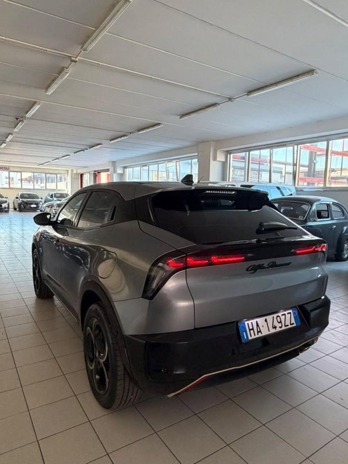 Alfa Romeo Junior 1.2 ibrida Q4 Intensa 145cv edct6 (5)