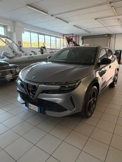 Alfa Romeo Junior 1.2 ibrida Q4 Intensa 145cv edct6 (7)