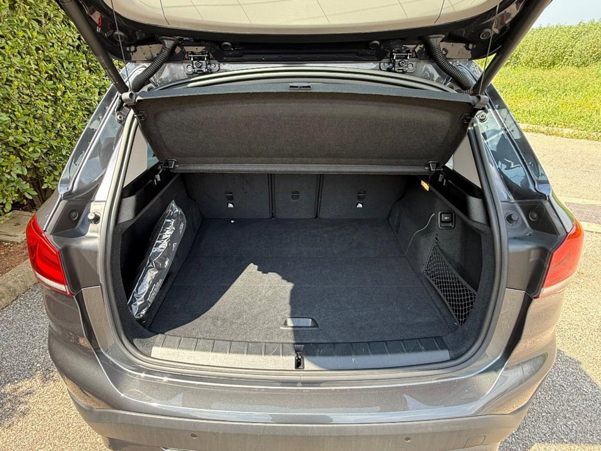 BMW X1 xDrive20d Business Advantage (15)