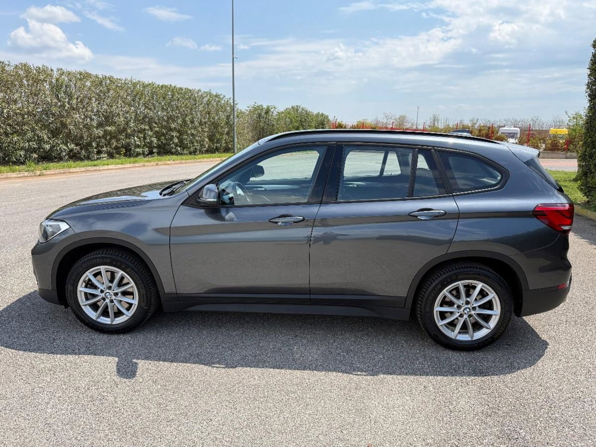 BMW X1 xDrive20d Business Advantage (16)