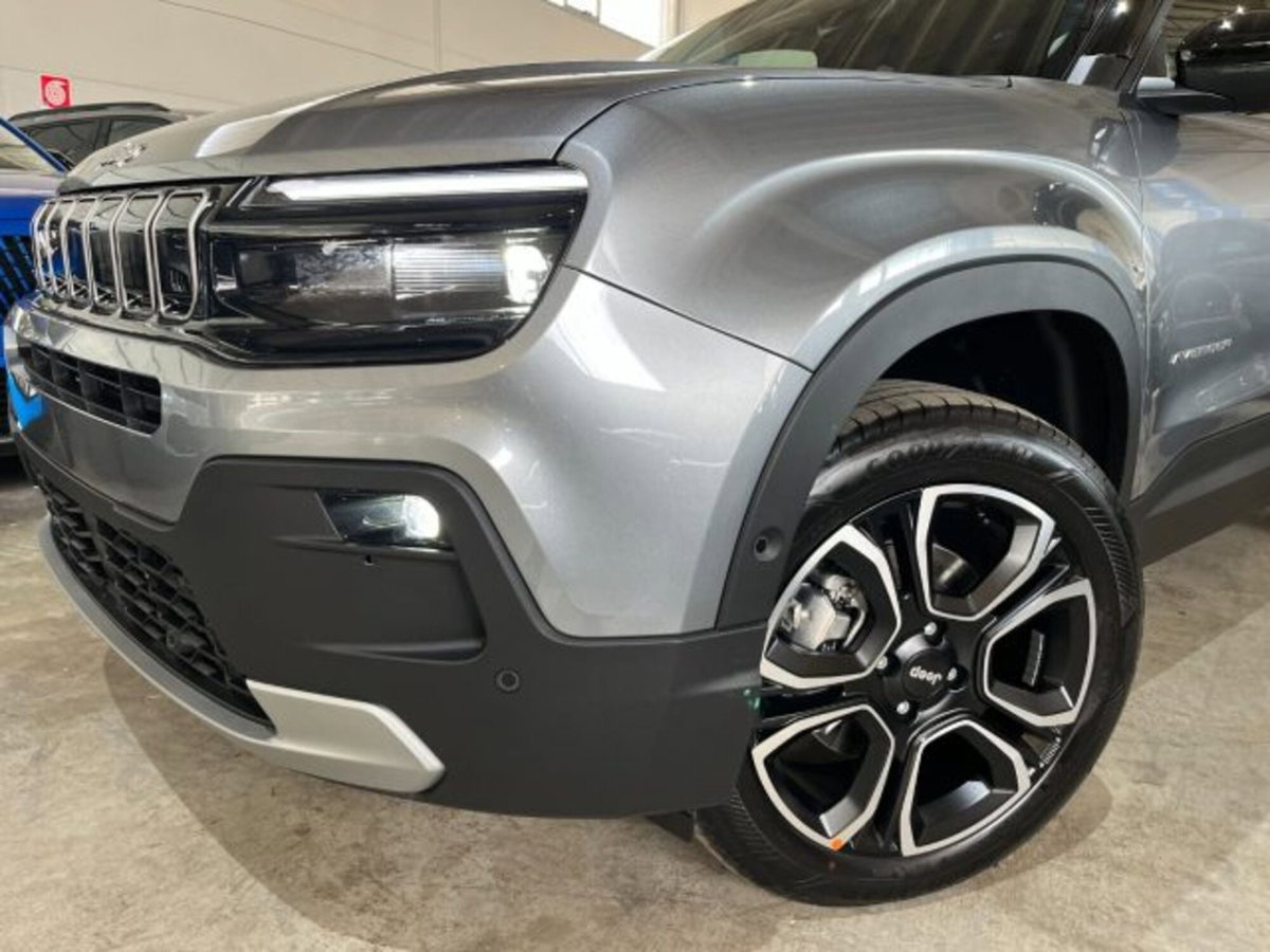 Jeep Avenger 1.2 turbo e-hybrid mhev Summit fwd 110cv edct6 (5)