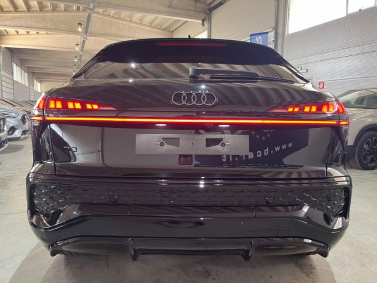 Audi Q3 Sportback 35 TDI S line edition (7)