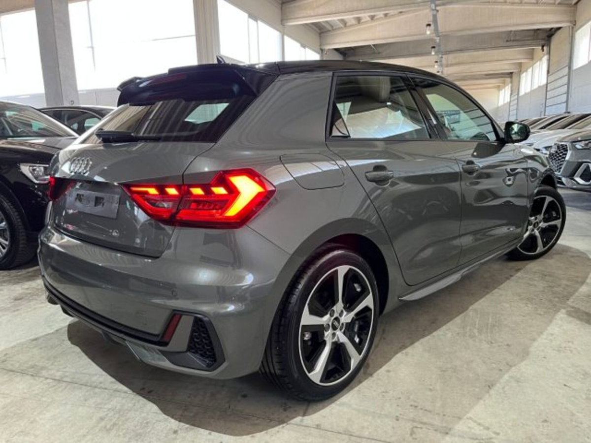 Audi A1 Sportback 30 TFSI S line edition (7)