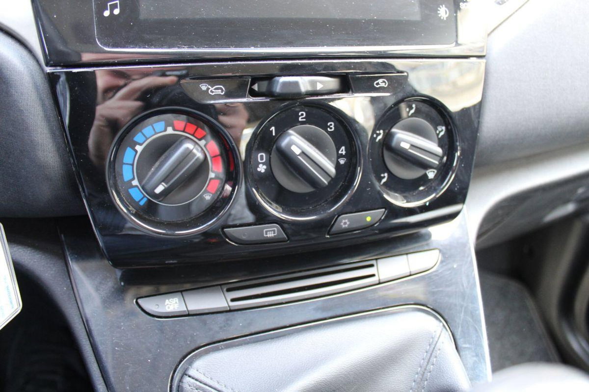 Lancia Ypsilon 1.0 FireFly 5 porte S&S Hybrid Ecochic Gold (14)