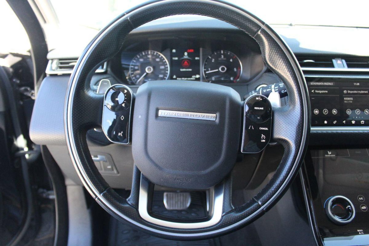 Land Rover Range Rover Velar 2.0D I4 240 CV R-Dynamic (11)