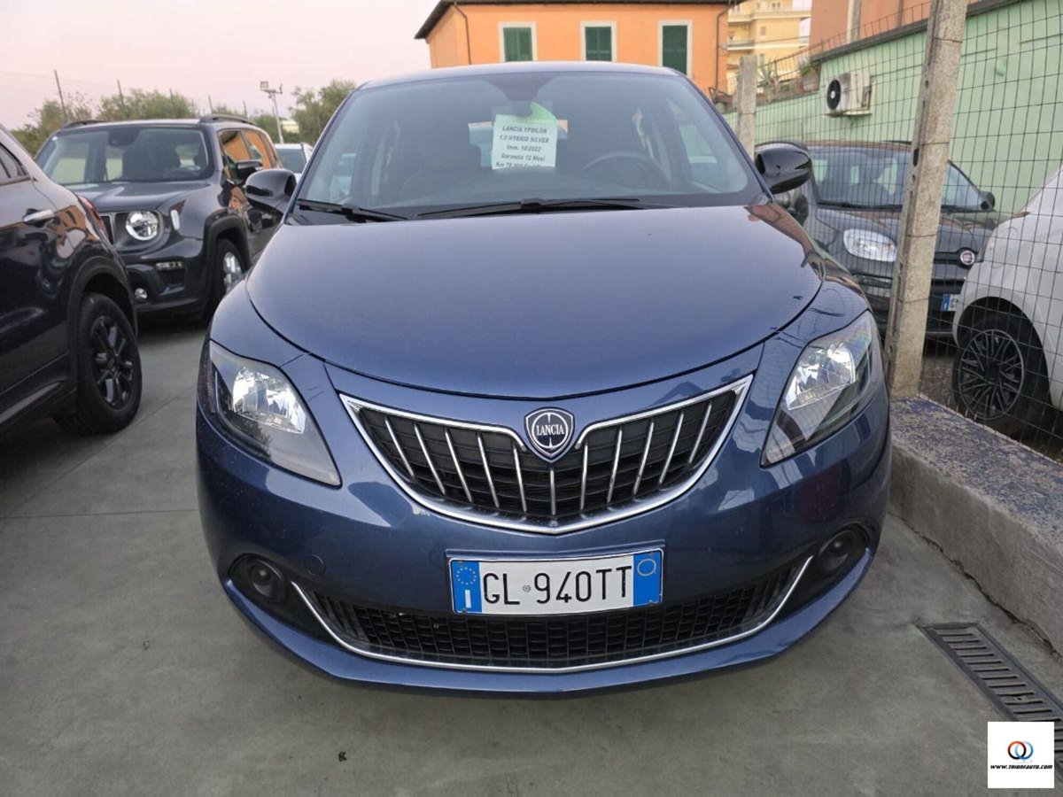 Lancia Ypsilon 1.0 FireFly 5 porte S&S Hybrid Ecochic A. Ferretti (4)