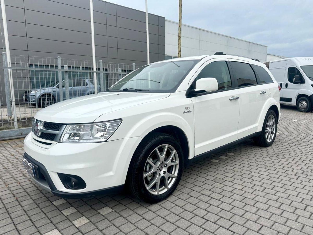 Fiat Freemont 2.0 Mjt 170 CV 4x4 Automatica Lounge (2)
