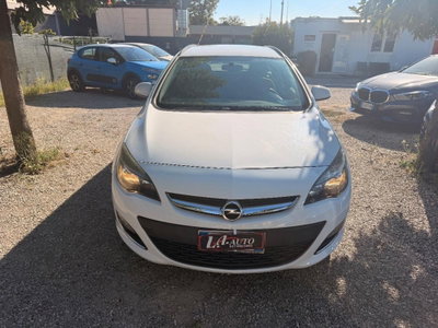 Opel Astra Station Wagon 1.4 Turbo 140CV Sports GPL Tech Cosmo (5)