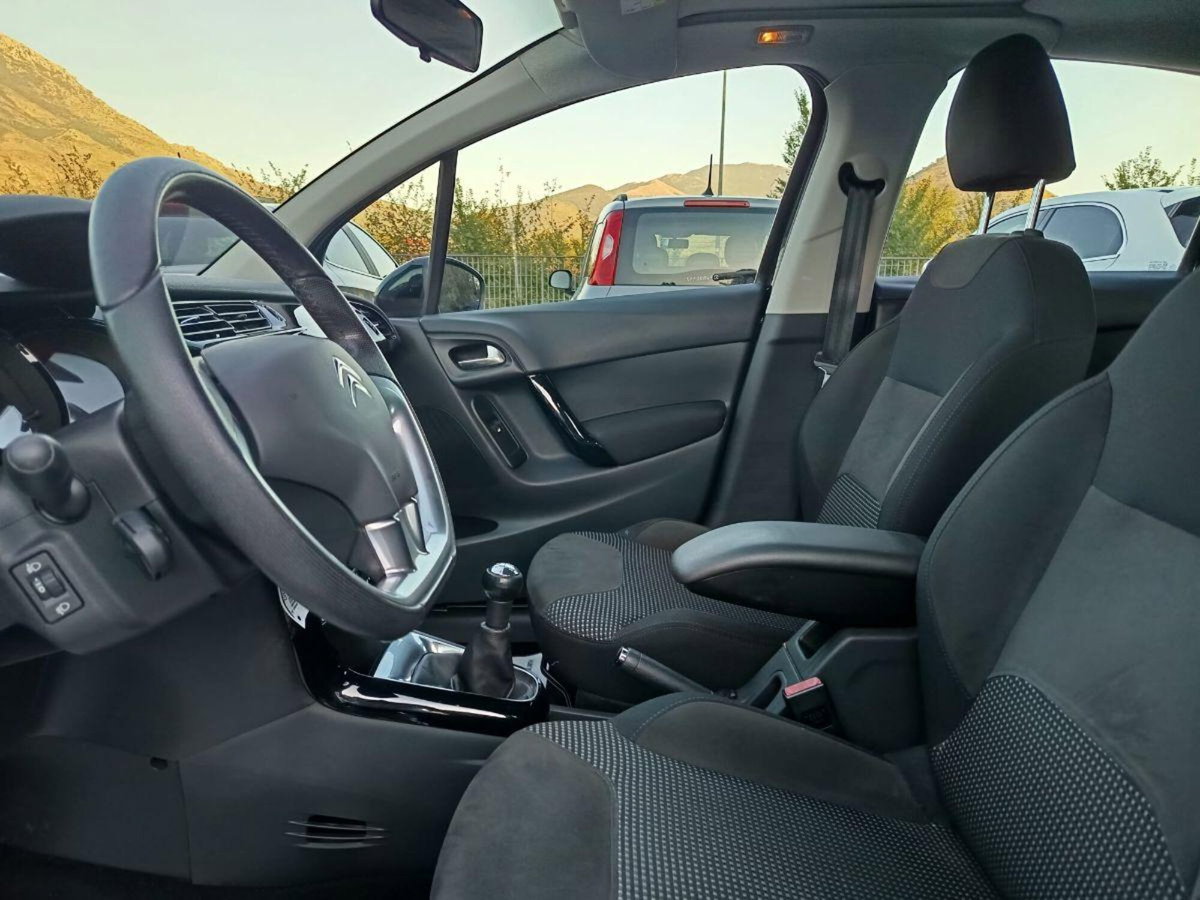 Citroen C3 1.4 HDi 70 Exclusive (11)