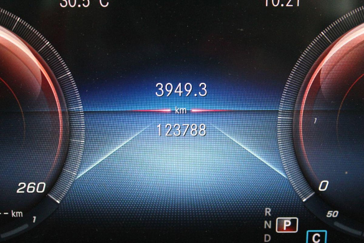 Mercedes-Benz Classe A 180 d Automatic Business (10)