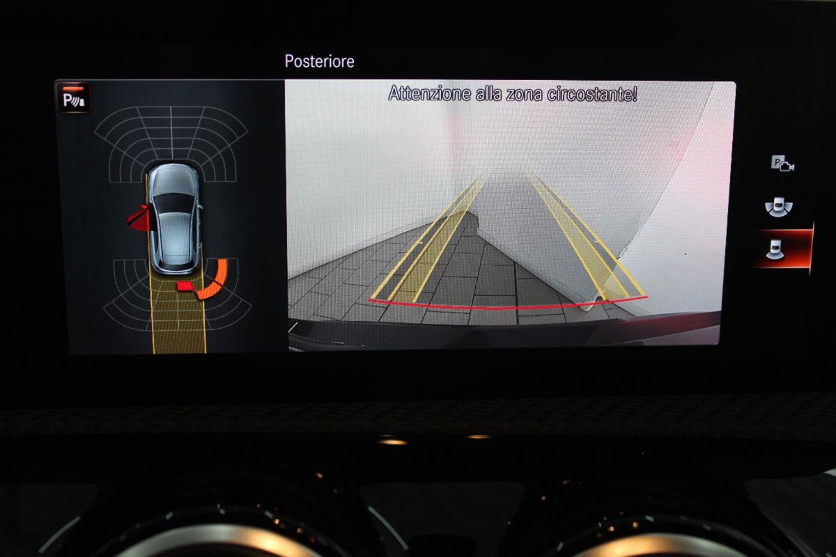 Mercedes-Benz Classe A 180 d Automatic Business (14)