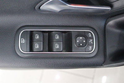Mercedes-Benz Classe A 180 d Automatic Business (19)