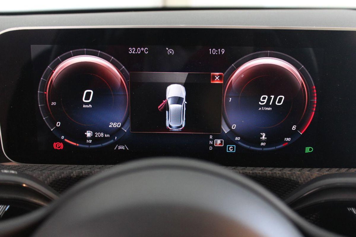 Mercedes-Benz Classe A 180 d Automatic Business (9)