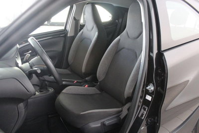 Toyota Aygo X 1.0 VVT-i 72 CV 5 porte Limited Air (12)