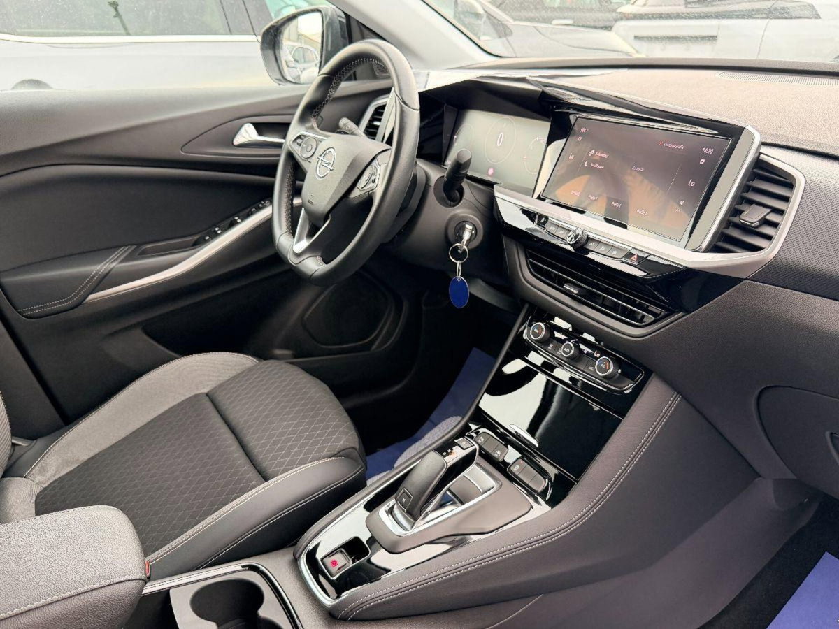 Opel Grandland 1.5 ecotec GS s&s 130cv at8 (10)
