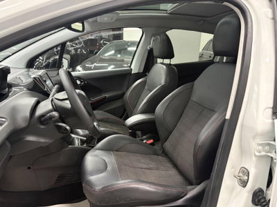 Peugeot 208 100 5 porte GT Line (10)