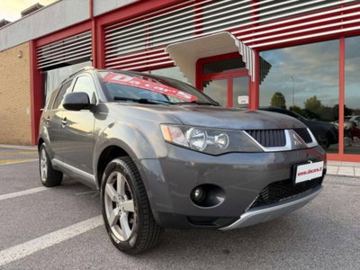 Mitsubishi Outlander 2.0 DI-D Instyle 7 p.ti DPF (7)