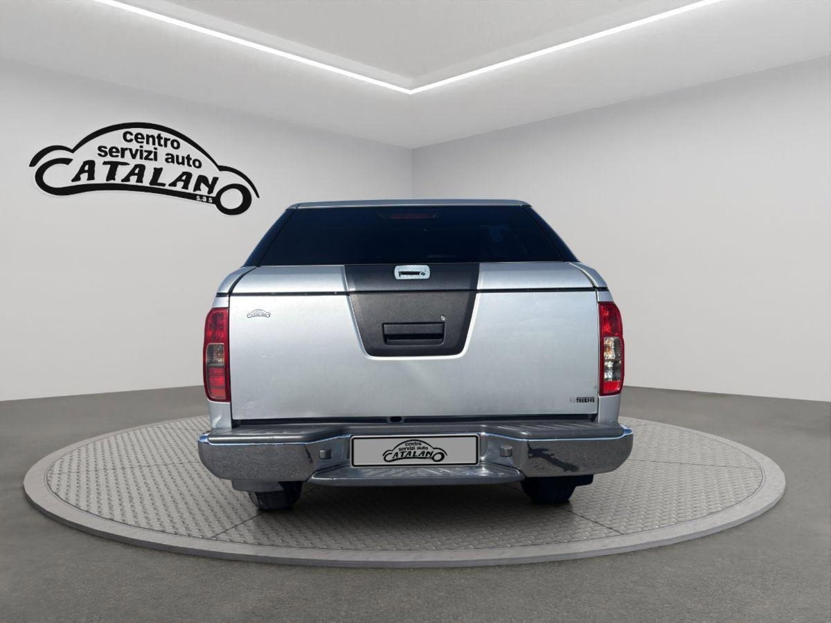 Nissan Navara 2.5 dCi 190CV 4 porte Double Cab LE Plus (4)