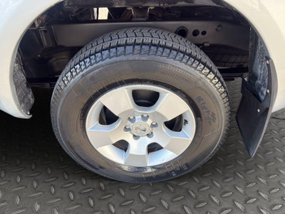 Nissan Navara 2.5 dCi 190CV 4 porte Double Cab LE Plus (9)