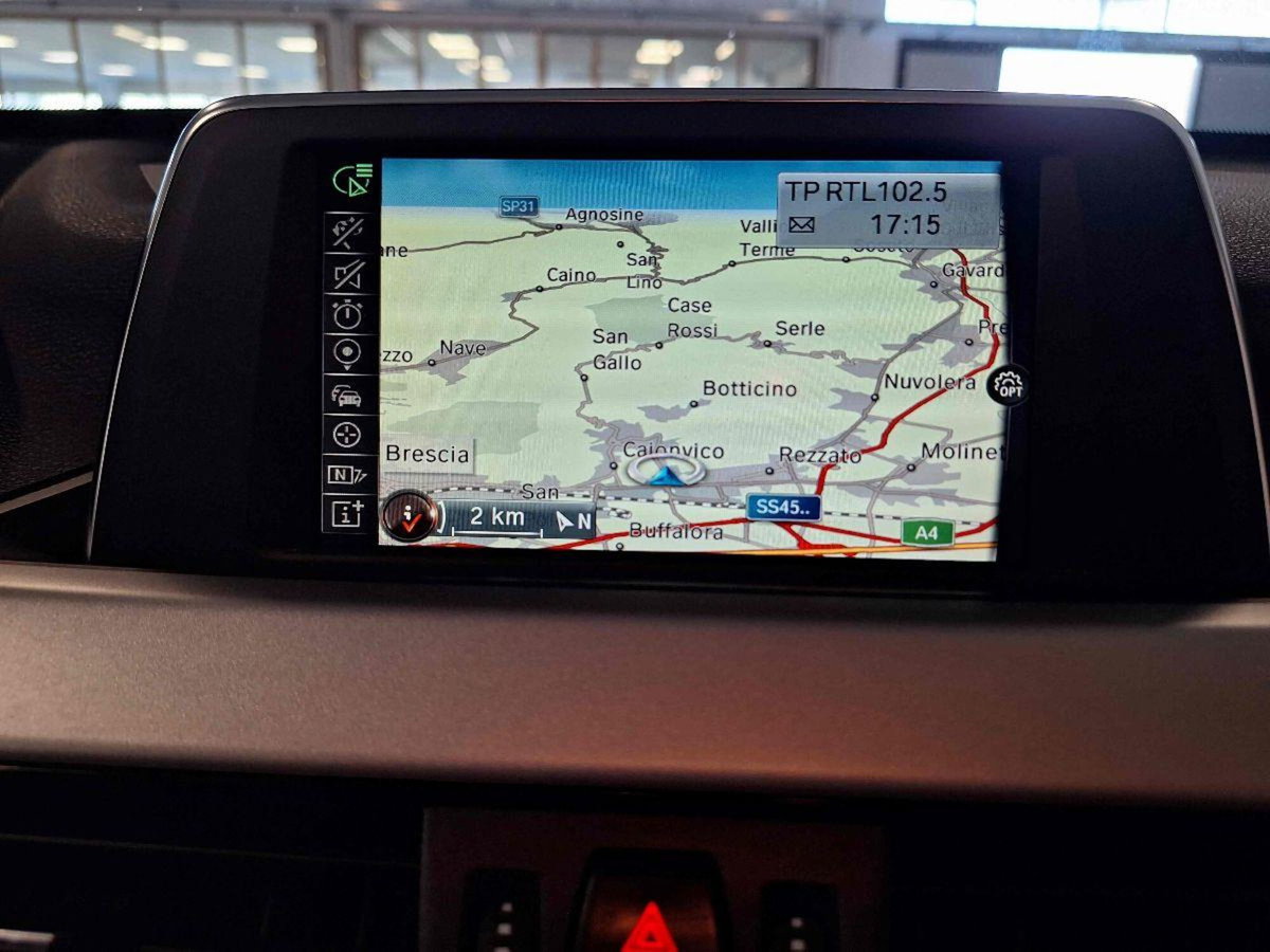 BMW X1 sDrive18d Business (14)