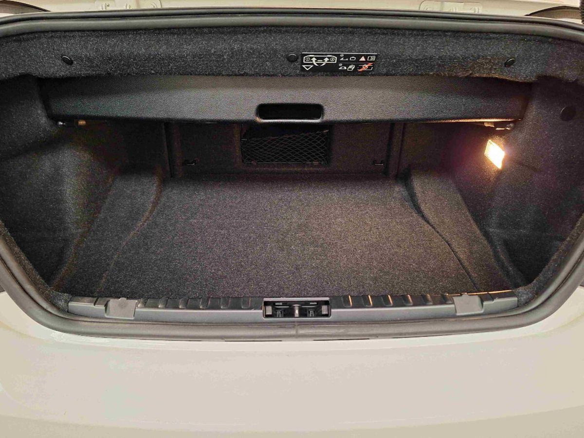 BMW Serie 1 Cabrio 118d 2.0 143CV  Eletta (18)