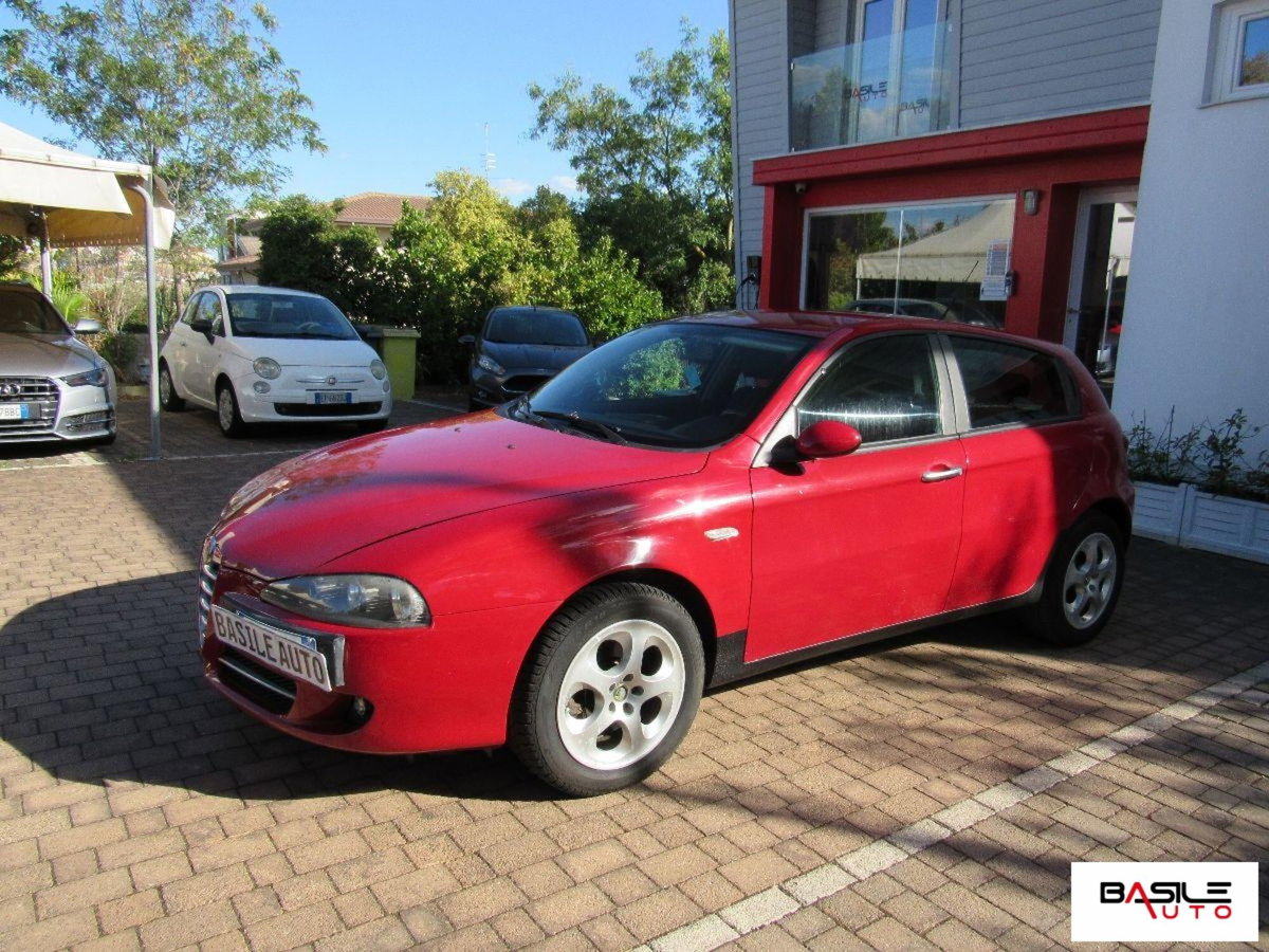 Alfa Romeo 147 1.9 JTD (120) 5 porte Exclusive (2)