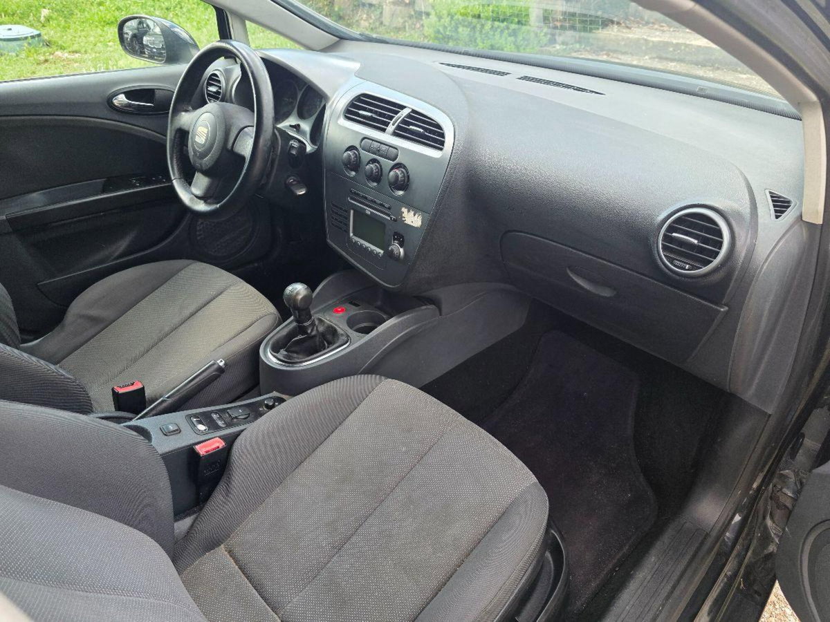 SEAT Leon 1.9 TDI Stylance (13)