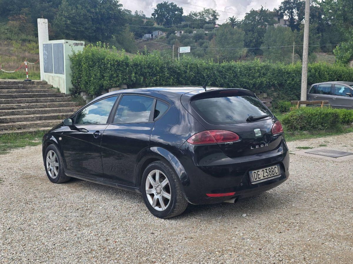 SEAT Leon 1.9 TDI Stylance (4)
