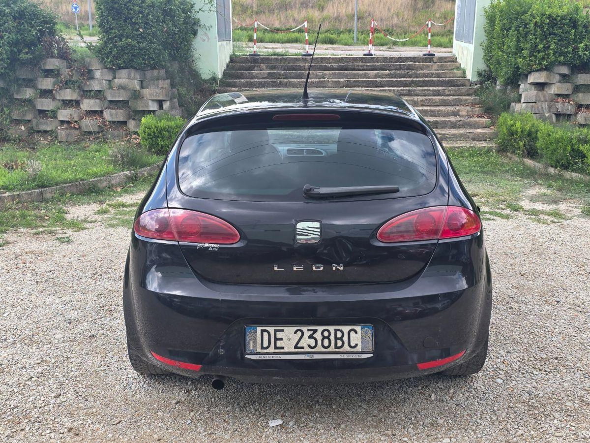 SEAT Leon 1.9 TDI Stylance (5)