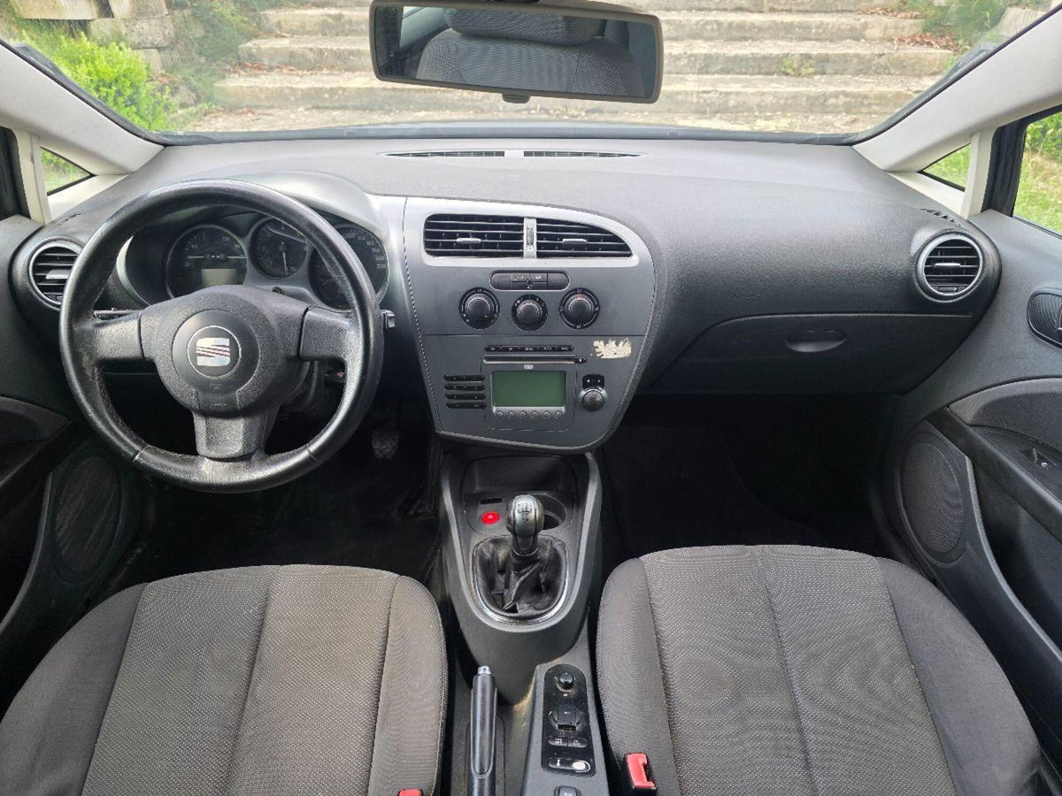 SEAT Leon 1.9 TDI Stylance (9)